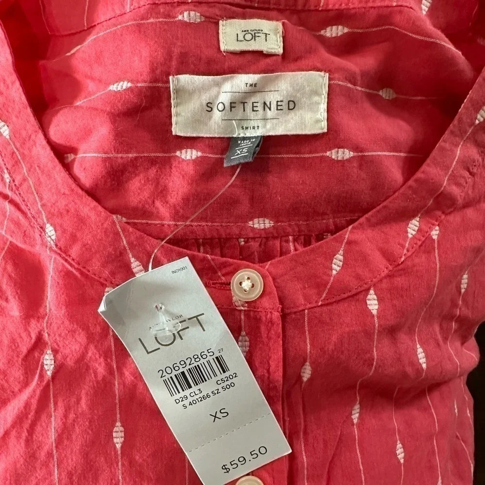 LOFT Coral Top with white embroidery, NWT! - Picture 7 of 9
